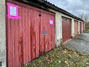 Zděná garáž(27m2) v Chebu - Švédský Vrch na prodej