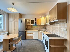 Byt 1+1(35m2) v panelovém domě k pronájmu