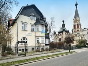 Pěkný byt 3+1(97m2) v secesní vile ve Františkových Lázních na prodej