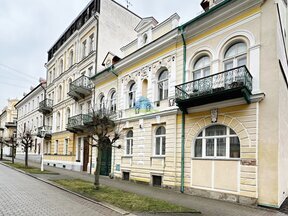 BYT 3+kk(79m²)s balkonem v historickém centru Františkových Lázní na prodej