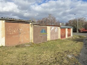 Velmi pěkná garáž v Chebu na prodej