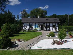 Rodinný dům 2+1 (74m2) s rozlehlou zahradou(4009m2) ve Františkových Lázních na prodej
